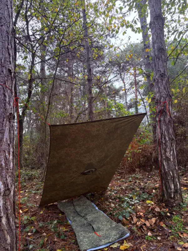 Monakh Vuts Tarp Yağmurluk